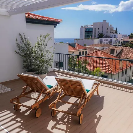 아파트 Madeira Precious Penthouse 푼샬