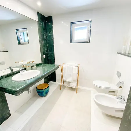 아파트 Madeira Precious Penthouse 푼샬